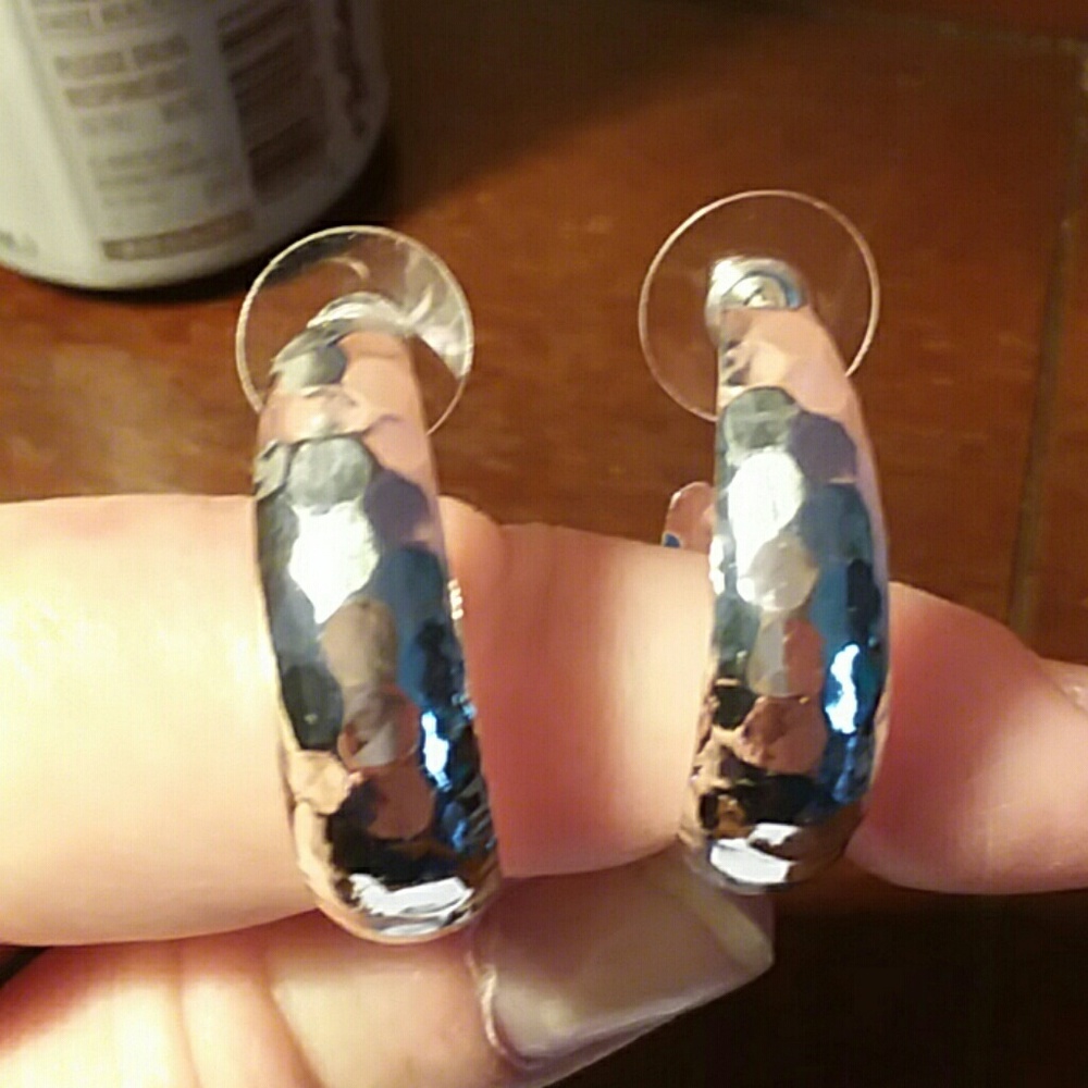 🆕 Silver Hoops - Picture 2 of 4